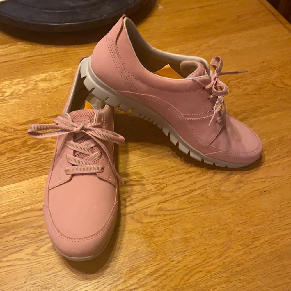 CAT brand shoes